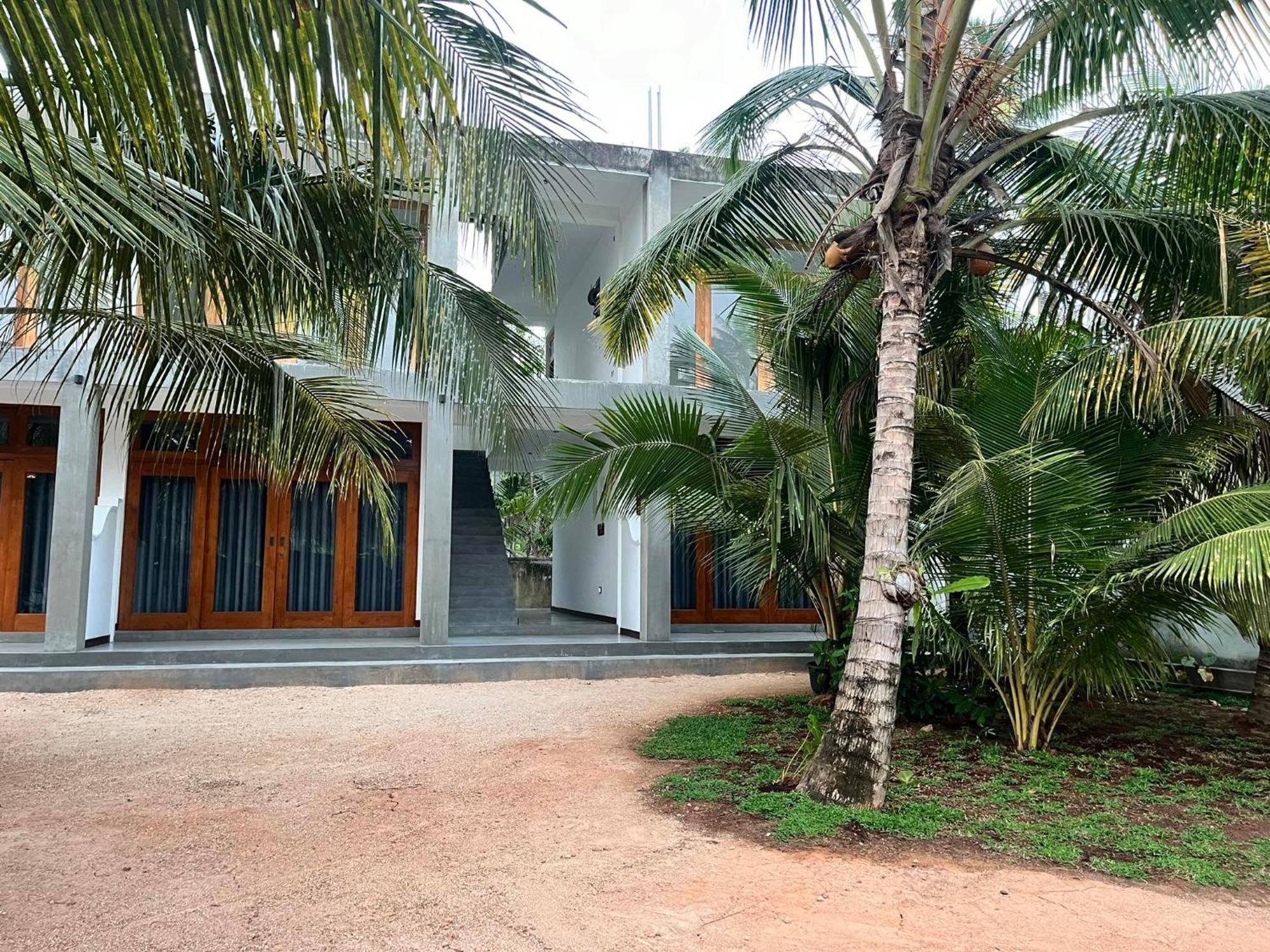 Hotel New Ocean Breeze Madiha Matara Esterno foto