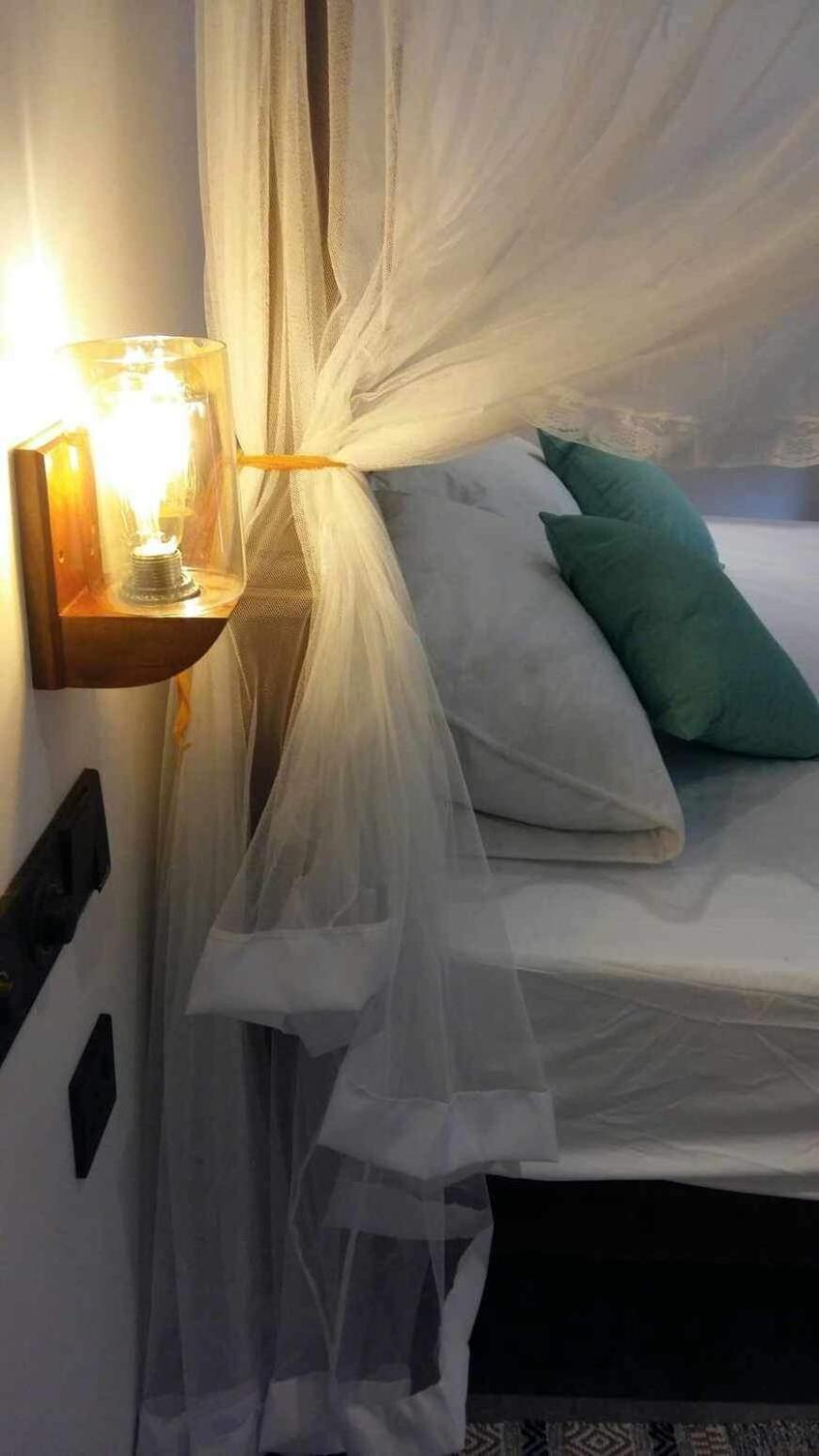 Hotel New Ocean Breeze Madiha Matara Esterno foto